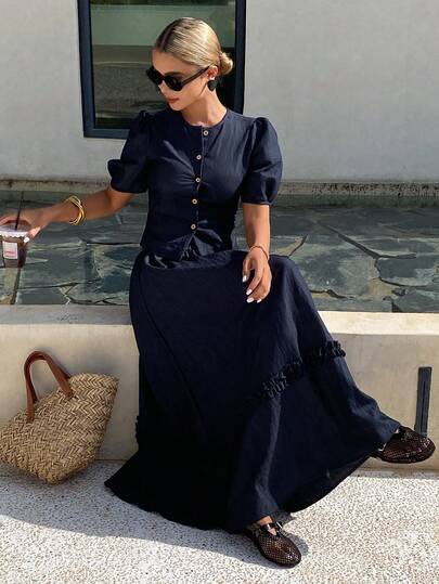 DAZY Casual damesblouse in effen kleur met ronde hals en bloemblaadjesmouwen, gecombineerd met een A-lijn rok met ruches, 2-delige set, lente/zomer