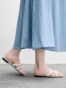 CUCCOO BIZCHIC Beach Daily Outer Wear Square Toe Slippers Women's Spring And Summer New Fashion Simple And Versatile Slip-On Shoes Holiday Comfortable Soft-Soled Sandals - Off-white - View 5