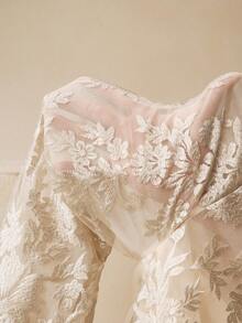 Anewsta 春秋季银灰色法式优雅圆领收腰蕾丝灯笼袖高腰中长连衣裙，尽显女性魅力 - 銀色 - 查看 7