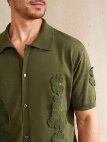 Manfinity CityGents 男士休闲纽扣短袖针织上衣 - 軍綠色 - 查看 2