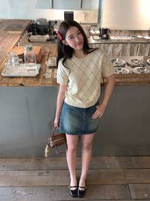 DAZY Women's Summer Unique Design Fitted Cropped Knit Top With Regular Shoulder - Black and White - View 5