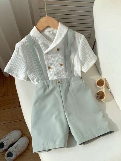 SHEIN Bộ 2 món cho bé trai, kiểu dáng thường ngày, năng động, màu trắng trơn, chất liệu mềm mại, cổ tròn, tay ngắn và quần short kaki viền tương phản, thoải mái cho mùa xuân/hè, đi học, du lịch, nghỉ lễ.