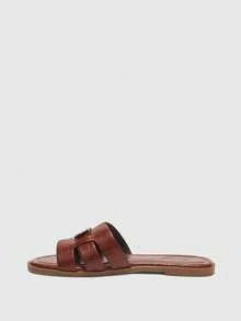 CUCCOO BIZCHIC Simple And Versatile Temperament Comfortable Fashion Generous Commuter Vacation Beach Flat Sandals - Rust Brown - View 9