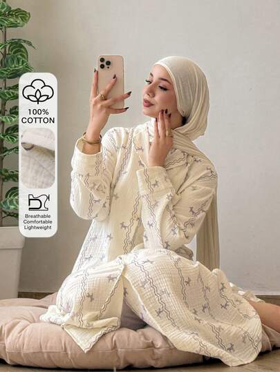 DAZY Textured Chiffon Fabric All-Over Allover Print Loose Women Nightgown