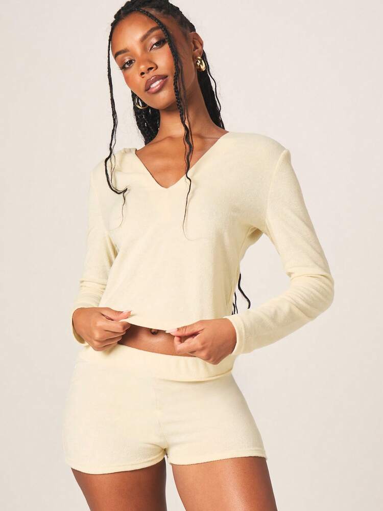 MISSGUIDED Women's Ribbed Knit Hoodie And Matching Shorts Lounge Set Relaxed Fit Cozy Sweater Coordinates V-Neck Top With Hood Comfortable Loungewear Two Piece Outfit