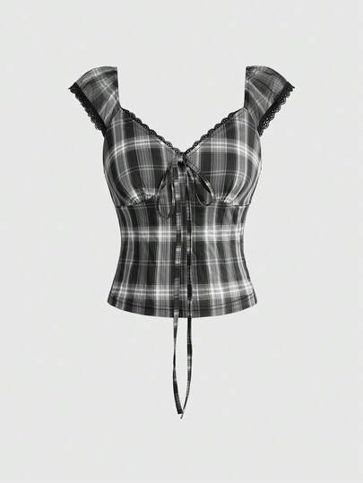 Spring/Summer Women's Punk Style Printed Lace Trim V-Neck Cropped Top