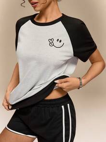 Hanevo Women's Color Block Round Neck Smiling Face Graphic Casual Everyday Short Sleeve Sweatshirt - Multicolor - View 6