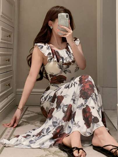 DAZY Áo ngủ nữ cổ tròn, viền bèo nhún, ôm sát, thanh lịch, không tay, in họa tiết toàn thân.