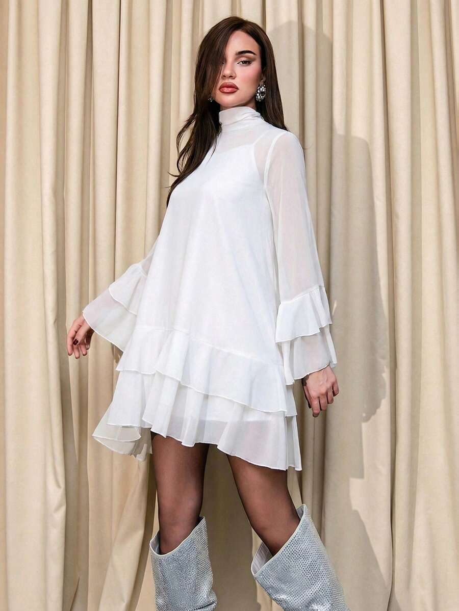 Bris Aura Gaun Wanita Elegan Warna Polos Kerah Tinggi Lengan Mengembang dengan Hiasan Rumbai di Bagian Bawah - Putih - View 1
