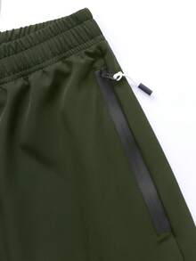 KRYTIVO Short de sport décontracté pour hommes grande taille avec cordon de serrage et poches zippées - Militaire verte - Voir 5