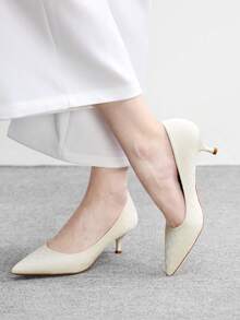 CUCCOO BIZCHIC 女士尖头细高跟中跟鞋，优雅、休闲、舒适、一脚蹬，适合工作、通勤、约会、派对、正式场合。 - 糯米白色 - 查看 3
