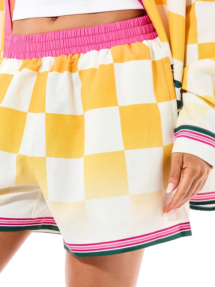 SUMWON WOMEN High Waisted Checkered Shorts With Elastic Waistband