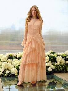 MOTF PREMIUM 女士浪漫荷叶边层叠蕾丝刺绣长裙，春夏款 - 淺粉色 - 查看 5