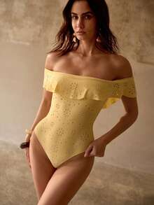 MOTF PREMIUM ELEGANT FLORAL LASER ENGRAVED PATCHWORK FABRIC ONE-PIECE SWIMSUIT, SUITABLE FOR BEACH & HOLIDAY - Yellow - View 4