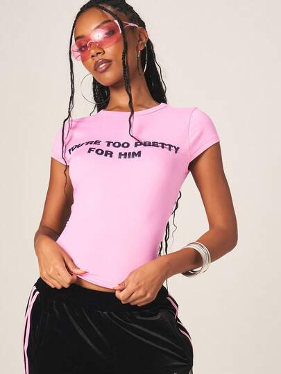 MISSGUIDED Camiseta de manga corta con cuello redondo y eslogan "Too Pretty For Him" para mujer, prenda casual de uso diario