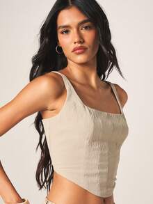 MISSGUIDED Textured Square Neck Corset Cami Top With Adjustable Straps And Cropped Length For Summer Casual - Khaki - View 6