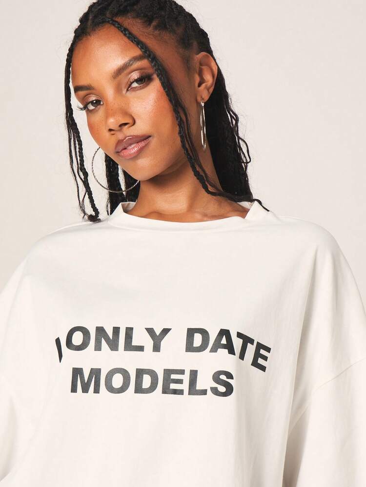 MISSGUIDED Damen Oversized Statement Text Muster Kurzarm Baumwoll T-Shirt für lässigen Frühling Sommer