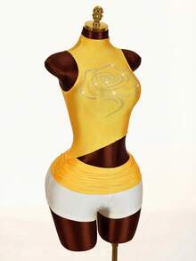 Amplova Y2K Rhinestone Embellished Top With Asymmetrical Hem, Low Waist Women Shorts, 2-Piece Set - Yellow - View 7
