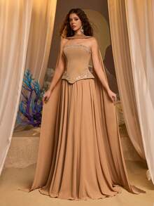 Glamrae Elegante, glamoroso y estiloso vestido de combinación de punto caqui y gasa con adornos de strass hechos a mano. Escote palabra de honor, 2 en 1, silueta evasé con estilo fluido. Adecuado para todas las ocasiones formales, bodas, fiestas de cumpleaños y vestidos de noche elaborados. - Caqui - Ver 7