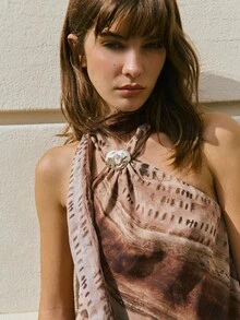 Nöista This Elegant Off-The-Shoulder, Bias-Cut Printed Silk Tie-Front Top Features A Predominantly Brown Color Scheme. Its Flowing Silhouette, Metal Buckle, Abstract Print, And Lightweight Silk Fabric Make It An Ideal Choice For Layering In Casual Or For Sophisticated Everyday Wear In Spring And Summer. - Coffee Brown - View 5