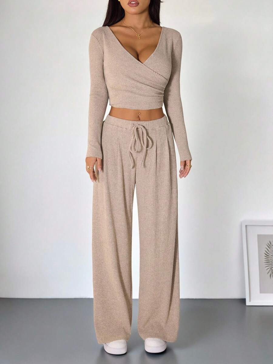 SHEIN PETITE Women's Light Beige Casual Ribbed Long Sleeve T-Shirt And Pants Two Pieces Comfy Lounge Set For Autumn , Petite Women