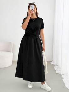 SHEIN Essnce 大尺碼女款黑色短版上衣與長裙兩件套，休閒，春/夏 - 黑色 - 查看 4