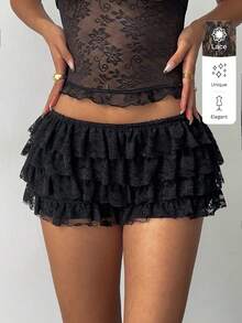 Aloruh 女士性感朋克摇滚波西米亚音乐节 Y2K 黑色蕾丝分层荷叶边超短裤，新款蕾丝超低腰短裤 - 黑色 - 查看 2
