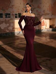Glamrae 优雅酒红色法式刺绣雪纺拼接露肩长袖珍珠水钻腰部褶皱修身连衣裙，适合婚礼、晚宴、活动、宴会、商务、音乐会等场合，可作为女士晚礼服、睡袍、宾客礼服或长款连衣裙穿着。 - 中紫紅色 - 查看 5