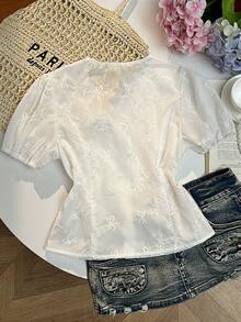 Sweetra 女士时尚高街风度假复古优雅简约修身蝴蝶结衬衫，春夏款 - 白色 - 查看 2