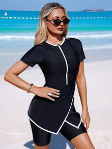 Swim Mulvari 女士优雅休闲春夏海滩度假派对两件套比基尼，黑色V领露脐上衣配前拉链长裤，饰有白色滚边。 - 黑與白 - 查看 3