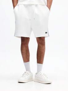 SUMWON Men's Textured White Zig Zag Pattern Shorts With Contrast Blue Binding Detail Summer Drawstring Casual Shorts - White - View 4