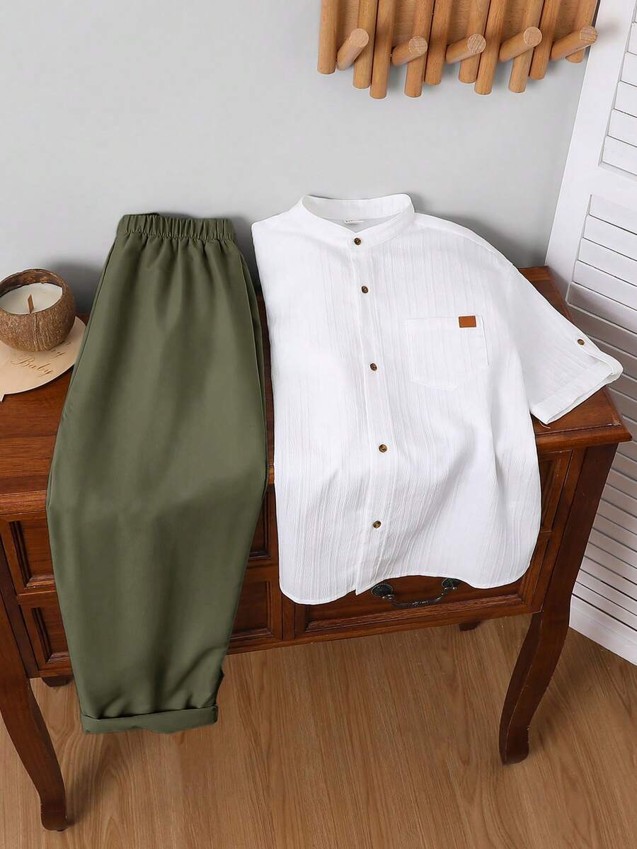 两件套儿童/青少年男童休闲韩版圆领短袖纯色口袋衬衫搭配宽松直筒裤，适合上学、花园、海滩、生日、春、夏、秋、冬等场合。 - 軍綠色 - 查看 1