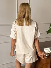 Bộ đồ ngủ ngắn tay và quần short bằng cotton dành cho nữ, kiểu dáng thường ngày, thích hợp cho mùa hè. - Màu be - Xem 2