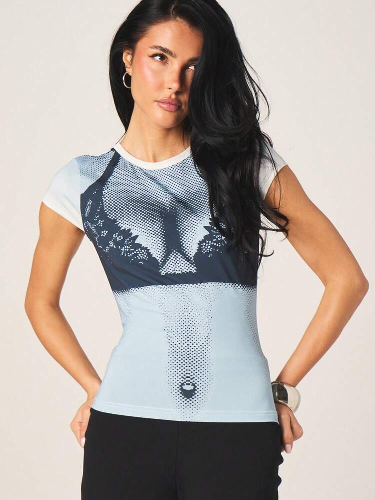 MISSGUIDED Women's Baby Tee Short Sleeve Crew Neck Graphic Print T-Shirt With Dotted Pattern Design Casual Fitted Top