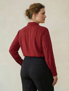 MOTF PREMIUM 加大码女式褶裥衬衫，春季款 - 酒紅色 - 查看 3