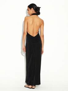 优雅露背吊带长裙，饰有金色搭扣，适合晚宴场合 - 黑色 - 查看 2