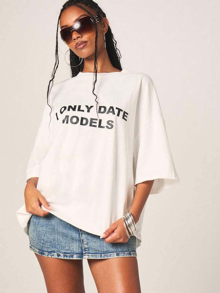 MISSGUIDED Damen Oversized Statement Text Muster Kurzarm Baumwoll T-Shirt für lässigen Frühling Sommer