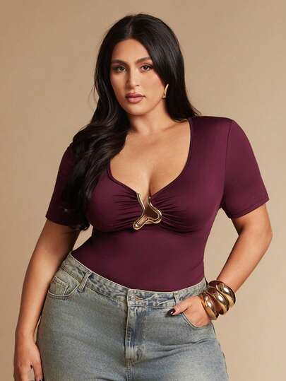 SHEIN BAE Plus Size Asymmetrical Metal Hollow Design Slim Fit Bodysuit,Summer Bodysuit For Women,Easter Bodysuit Women,Elegant Bodysuit For Party,Beach Outfits For Women,Beach Outfits,Wedding Guest Bodysuit For Women,Graduation Outfit For Mother,Casual Women's Bodysuit,Vacation Outfits Women,Summer Holiday Outfits,Y2K,Plus Size Bodysuit,Western Outfits For Women,Going Out ,Birthday Bodysuit  For Women,St Patricks Day Women,Country Concert Outfit,Cowgirl Outfits For Women,Curve,Short-Sleeved Top, Purple Jumpsuit
