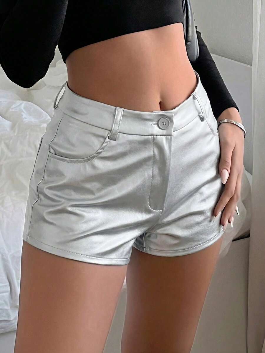 SHEIN EZwear Quần short cạp thấp bằng da PU ánh kim thời trang mùa hè dành cho người đi làm. - Bạc - Xem 1