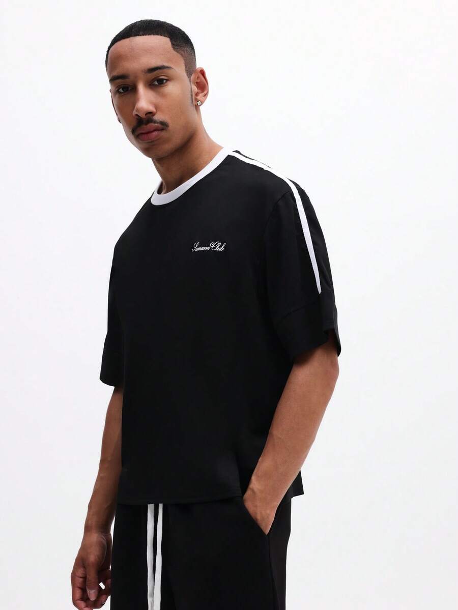 SUMWON Men's Black Oversized Short Sleeve Crew Neck T-Shirt With White Contrast Trim And Script Logo Summer Casual Tee - Black - View 1
