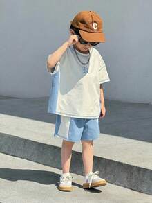 SHEIN Little Byeori 两件套男童休闲撞色拼接圆领短袖短裤套装，适合通勤、上学、日常休闲穿着、运动、春夏穿着。 - 淺藍色 - 查看 3