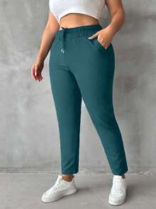 EURMUSE Plus Size Elastic Waist Cargo Pants - Dark Green - View 1