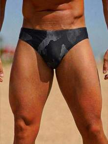 Manfinity Swimmode 男士三角印花泳裤，休闲夏季海滩、泳池派对、度假男士泳装 - 黑與白 - 查看 4