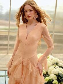 MOTF PREMIUM 女士浪漫荷叶边层叠蕾丝刺绣长裙，春夏款 - 淺粉色 - 查看 9