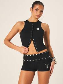 Missguided x Playboy Áo tank top kiểu racerback cài nút phía trước với logo hình thỏ và chi tiết đinh tán kim loại, áo vest ngắn không tay màu đen. - màu đen - Xem 1
