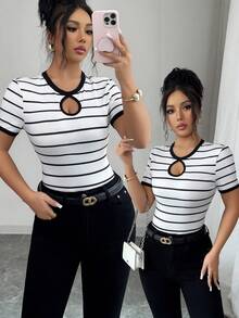 Elenzga 女士经典黑白条纹印花领口精致镂空袖撞色滚边修身针织上衣 - 黑與白 - 查看 5