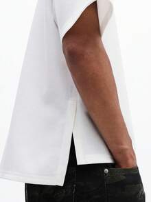 SUMWON Camiseta masculina branca de manga curta com gola redonda e pequeno logotipo no peito. Modelagem clássica e regular, ideal para o verão. - Branco - Ver 2