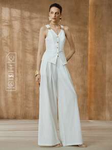 Arave 女士夏季金属扣开衩下摆衬衫，白色职业套装，时尚通勤装，简约都市风，V领，优雅轻盈上衣，不对称金属扣，修身西装上衣，休闲宽松褶裥阔腿裤，波西米亚风，适合度假、节日、商务休闲、海滩度假等场合的亚麻套装 - 白色 - 查看 5