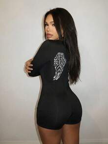 Slaydiva 新款春夏音乐节情人节休闲简约基础款Y2K街头甜美网红热销日常约会辣妹风性感休闲基础款运动风方领长袖标语Logo翅膀印花紧身超短紧身连体裤 - 黑色 - 查看 1