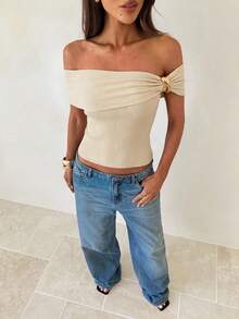 Aloruh Top de punto elegante beige para mujer para salir de noche en verano,Suéter acanalado asimétrico con hombro descubierto y decoración metálica,Pullover vintage ceñido, Streetwear - Albaricoque - Ver 12
